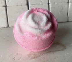 Badebombe - Sitrusrose   - Såpeloftet