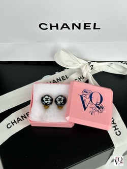 Chanel Camélia Earrings  - Chanel