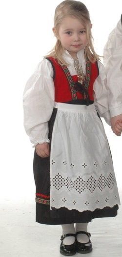 Veslemøy festdrakt Rosenberg  - Rosenvinge