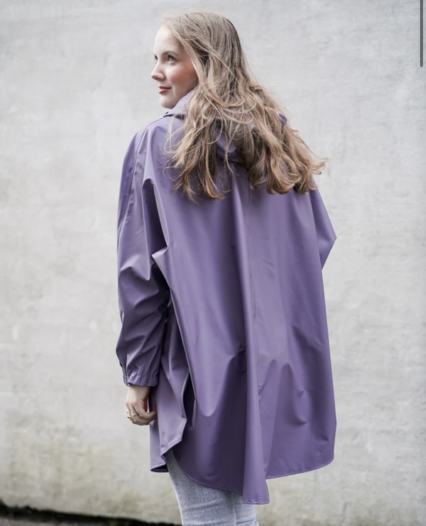 Kattnakken Regnponcho Vaksen Vêret