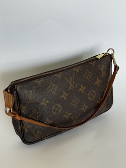 Louis Vuitton Pochette  - Louis Vuitton