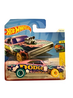 Hot Wheels '70 dodge charger r/t 4/10 Art Cars rosa - Hot Wheels